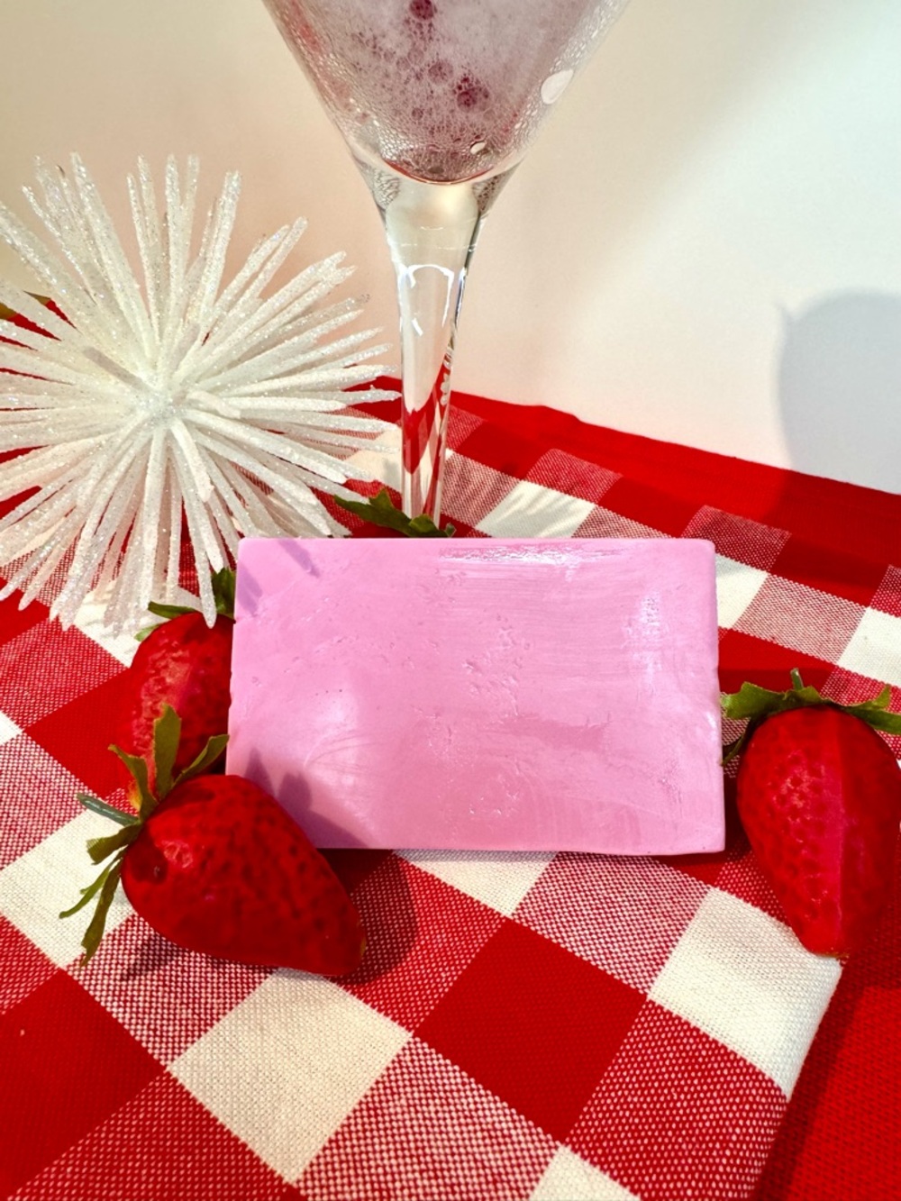 Create Your Own Goat's Milk Soap - Strawberries and Cream - Picture 4 of 5